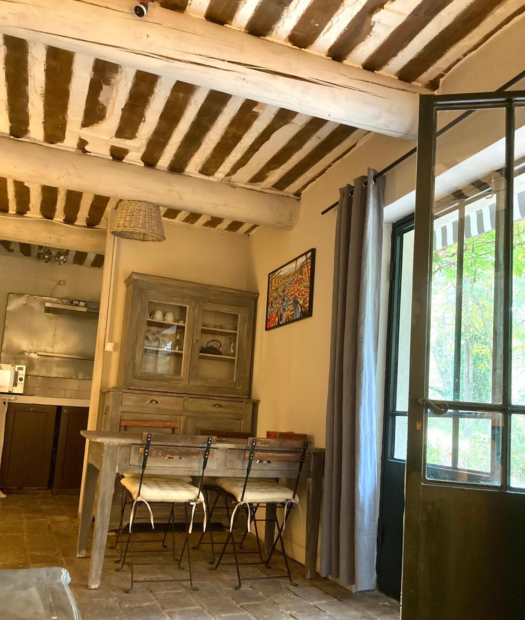Campagne Baudeloup Panzió L'Isle-sur-la-Sorgue Kültér fotó