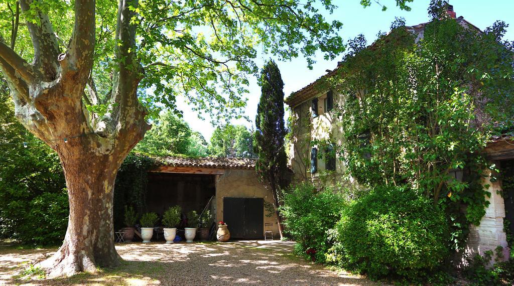 Campagne Baudeloup Panzió L'Isle-sur-la-Sorgue Kültér fotó